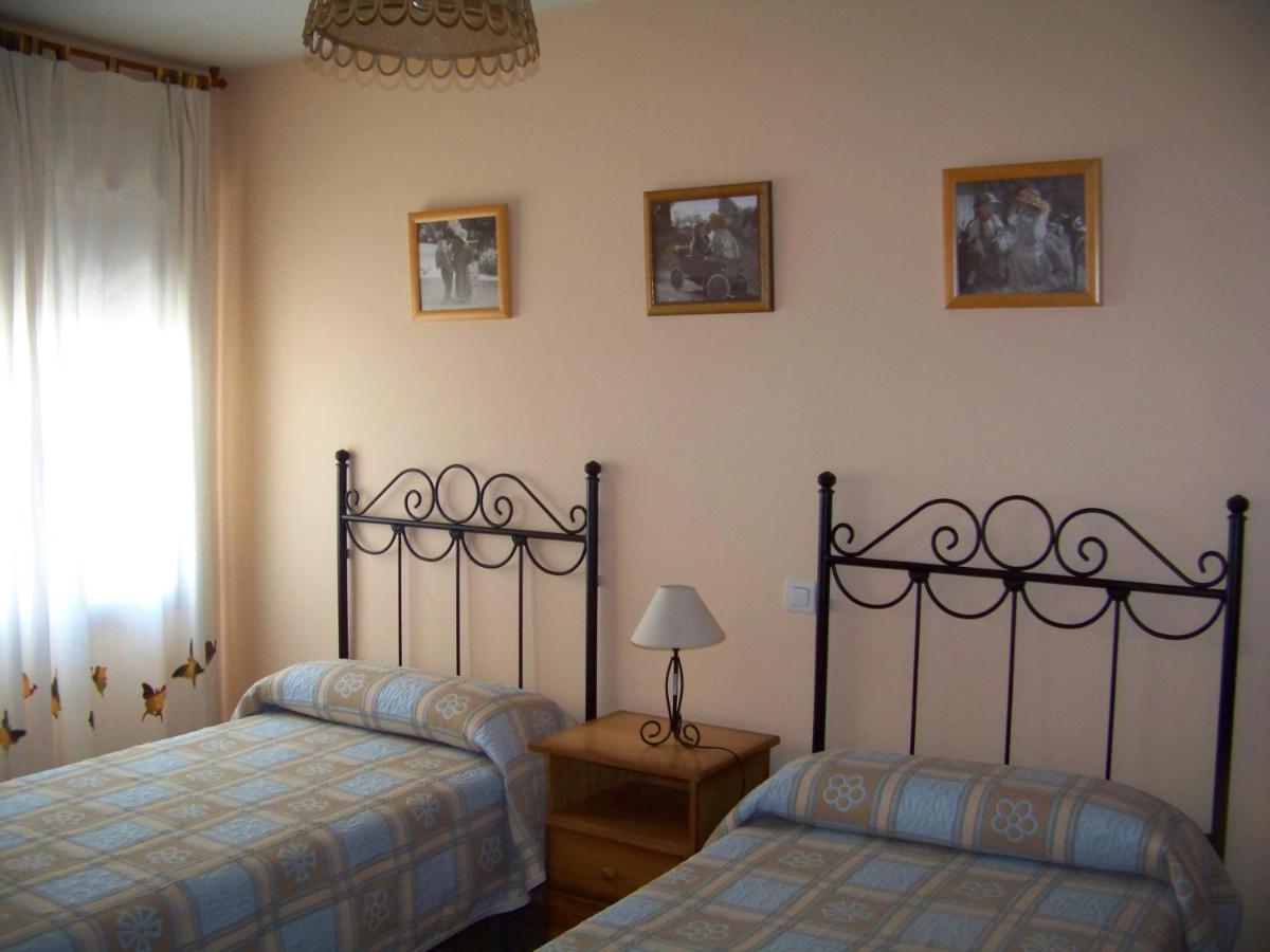 Casa Rural La Morena Castroverde de Cerrato Esterno foto