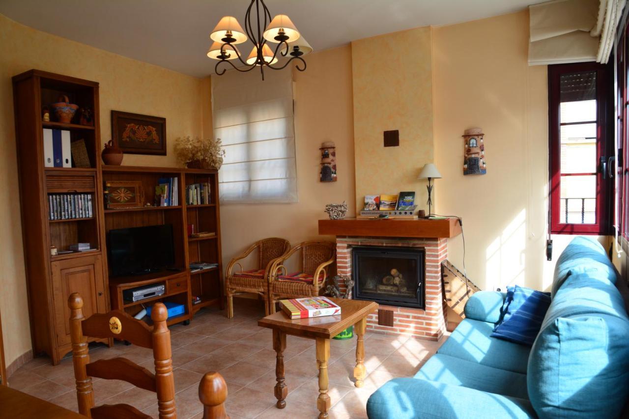 Casa Rural La Morena Castroverde de Cerrato Esterno foto